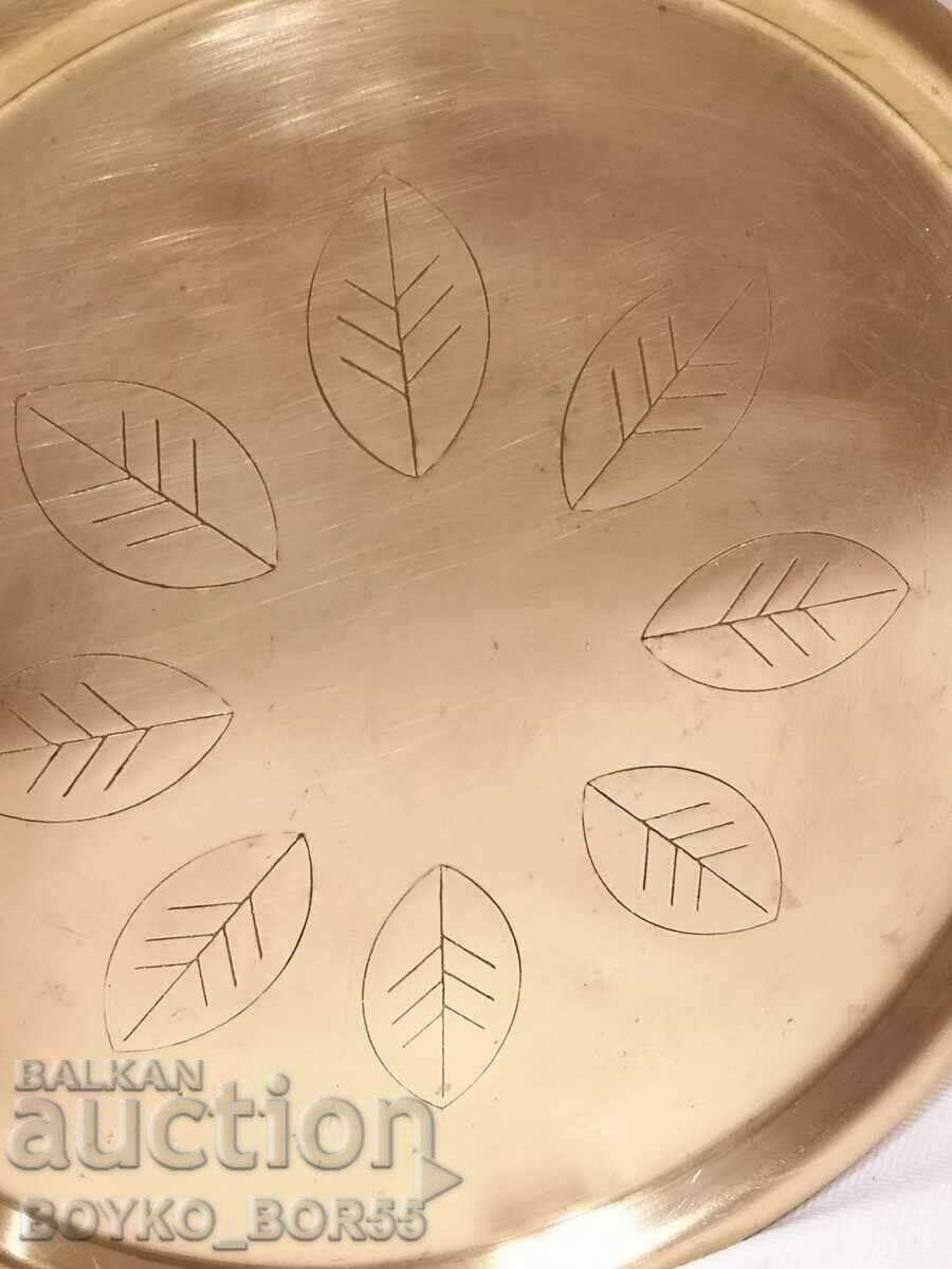 Delivery of Antique Bronze Tray Late 19th century Delivery of Antique Bronze Tray Late 19th century