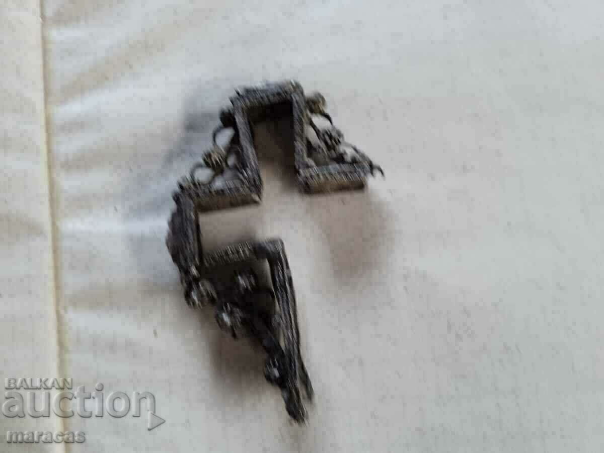 Auction Silver fittings from Old Cross Auction Silver fittings from Old Cross