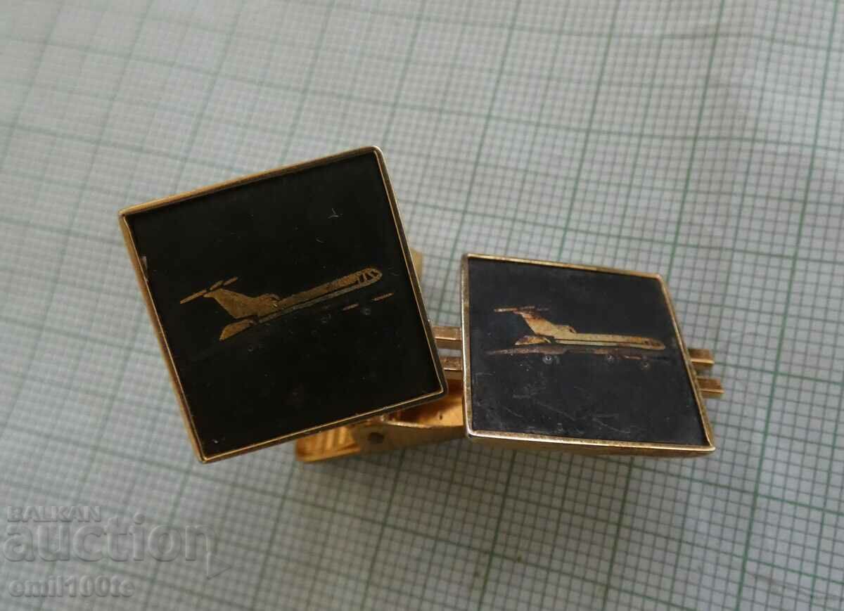 Tie clip TU 154 Avia export Moscow USSR with price 7.00 BGN | € 3.58 Tie clip TU 154 Avia export Moscow USSR with price 7.00 BGN | € 3.58