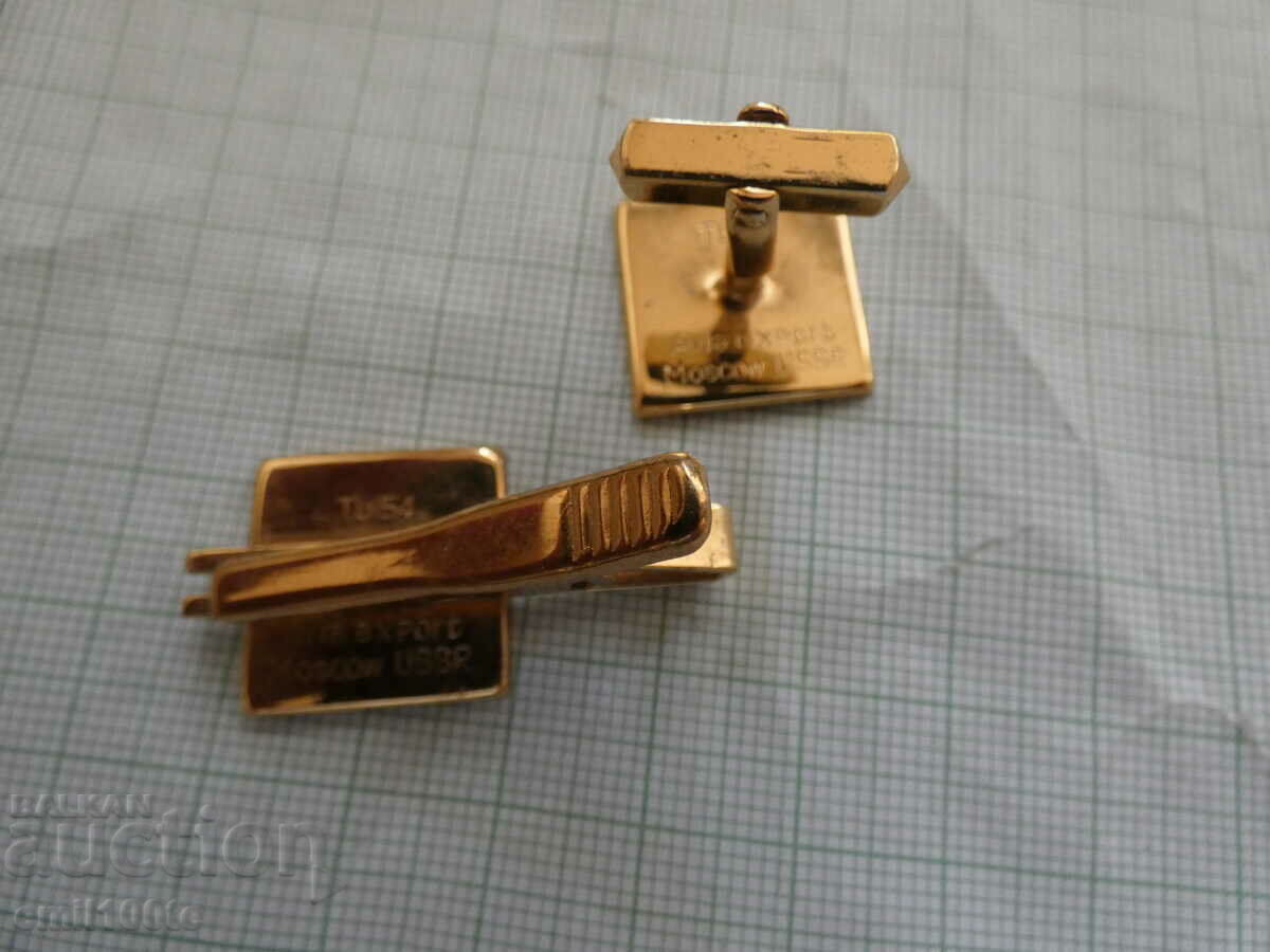 Auction Tie clip TU 154 Avia export Moscow USSR Auction Tie clip TU 154 Avia export Moscow USSR