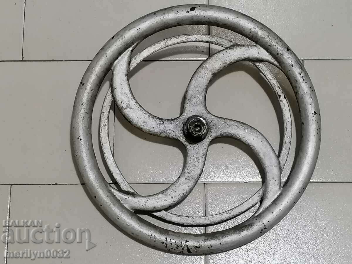 Wheel cast relief cast iron from machine gear wrought iron with price 59.00 BGN | € 30.17 Wheel cast relief cast iron from machine gear wrought iron with price 59.00 BGN | € 30.17