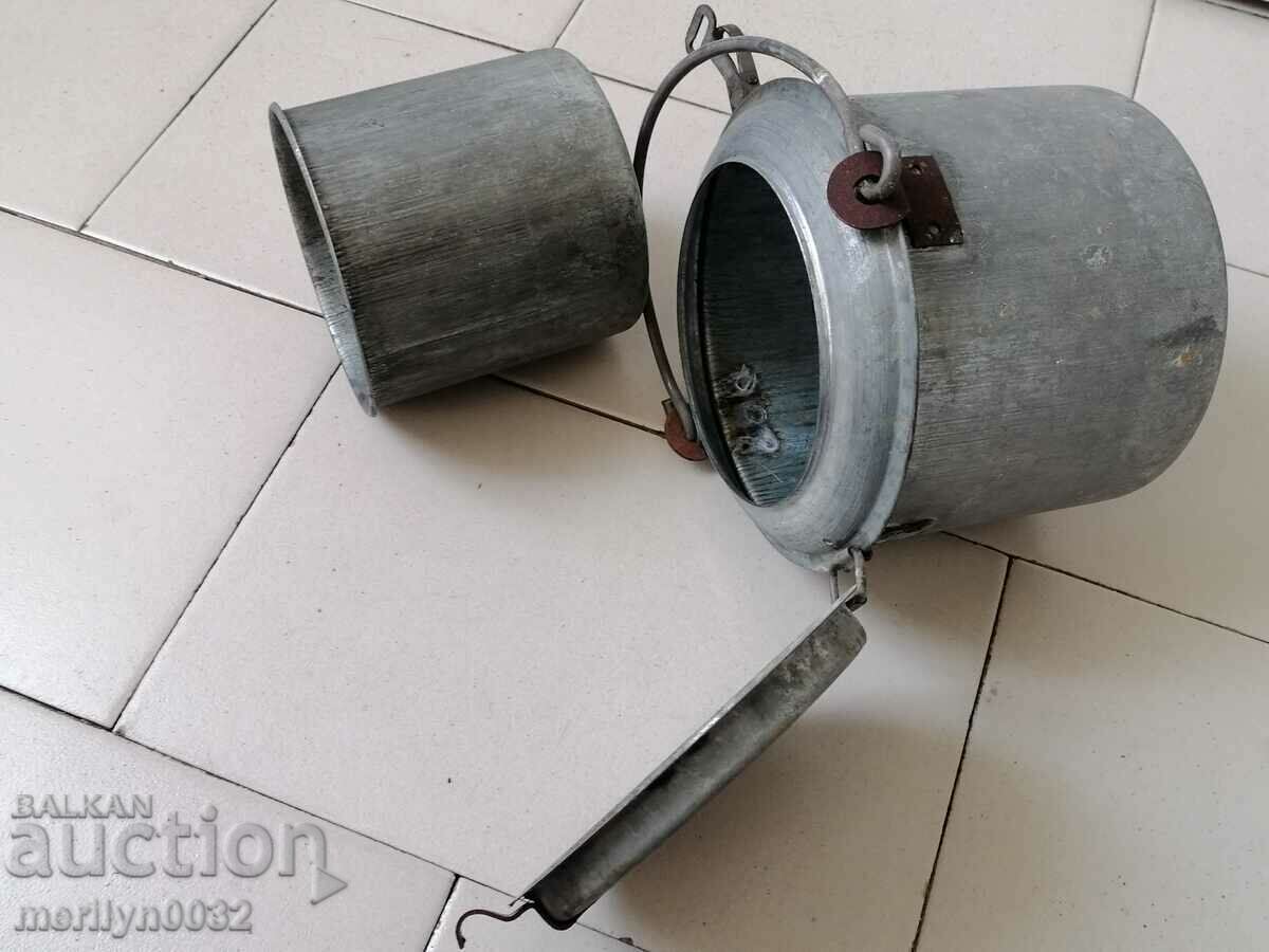 Soldier grease gun 30-50 years old - 5 Soldier grease gun 30-50 years old - 5