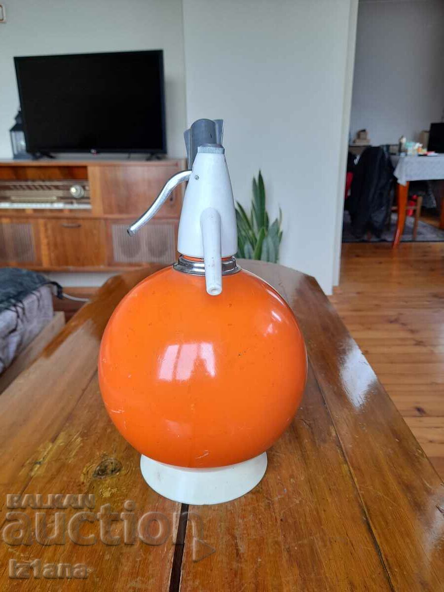Old soda water siphon with price 30.00 BGN | € 15.34 Old soda water siphon with price 30.00 BGN | € 15.34