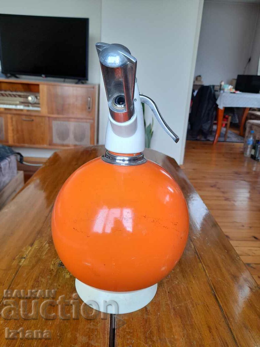 Delivery of Old soda water siphon Delivery of Old soda water siphon