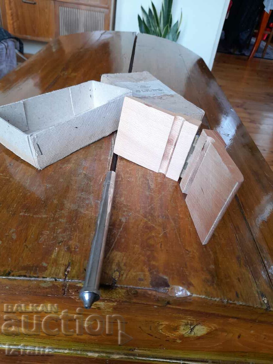 An old Tyndall unit - 5 An old Tyndall unit - 5