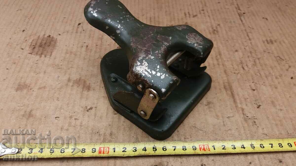 MASSIVE SOC. PERFORATOR with price 2.99 BGN | € 1.53