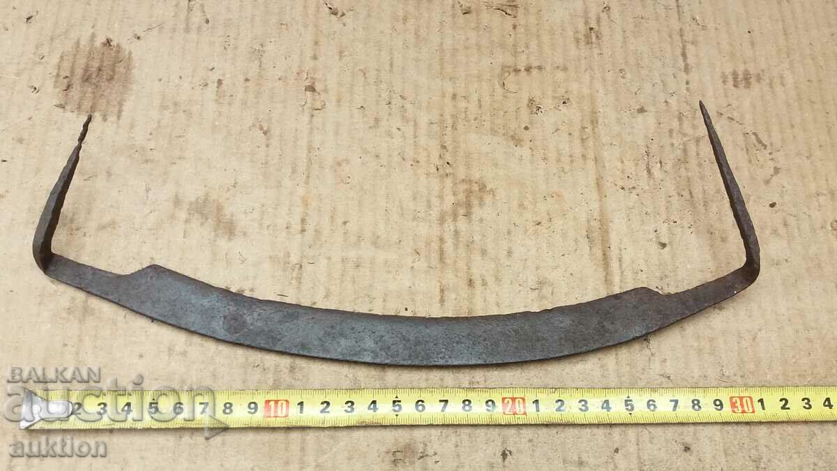 SOLID RENAISSANCE FORGED ROCKER WOODEN TOOL - 7