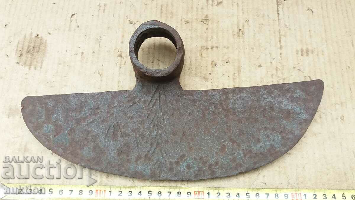 FORGED RENAISSANCE HOE,SHOE TOOL ORNAMENT with price 8.99 BGN | € 4.60