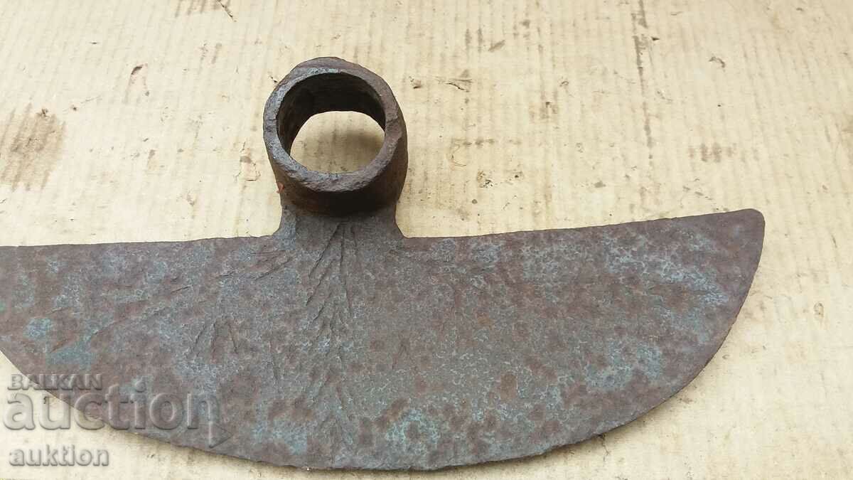 Delivery of FORGED RENAISSANCE HOE,SHOE TOOL ORNAMENT