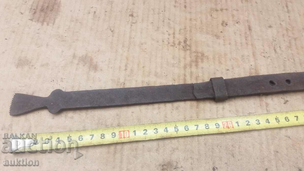 Delivery of WROUGHT RENAISSANCE ARSHIN FOR LOOM Delivery of WROUGHT RENAISSANCE ARSHIN FOR LOOM