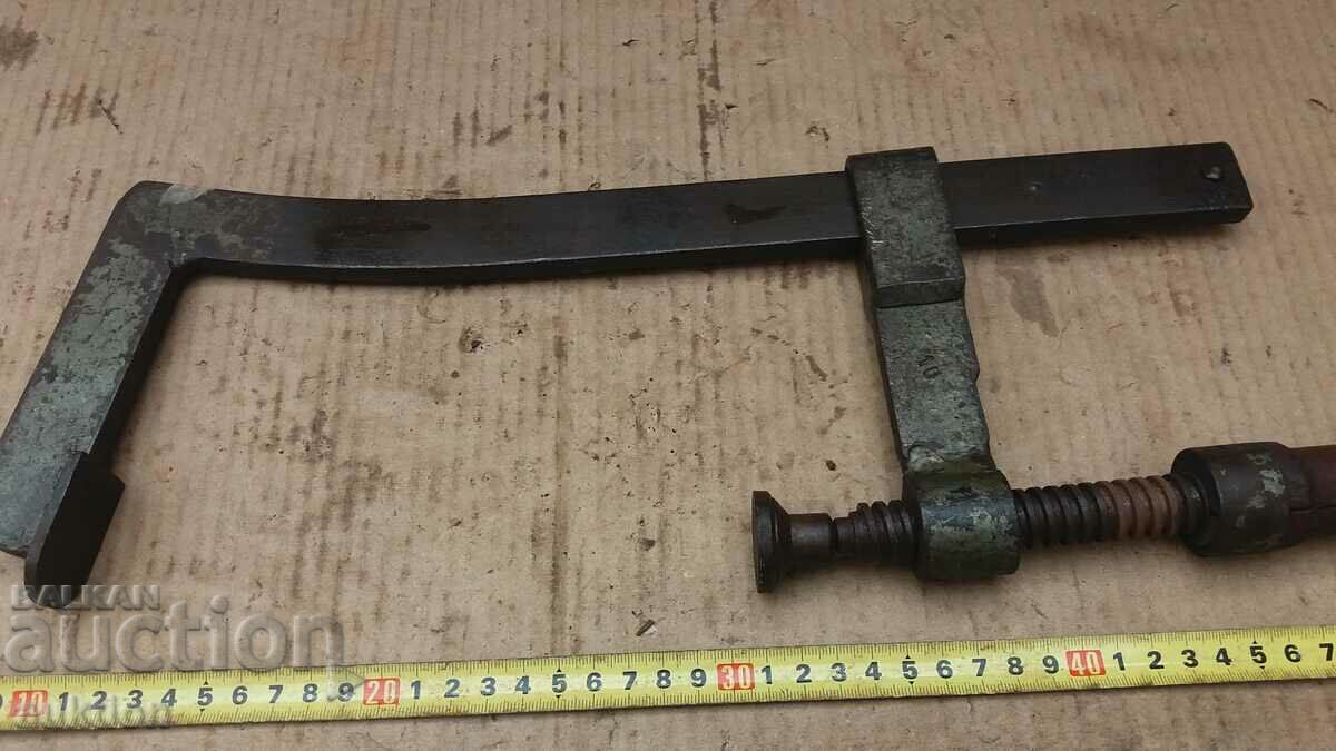 OLD MASSIVE SOC. STEEL BRACKET, TOOL - 5 OLD MASSIVE SOC. STEEL BRACKET, TOOL - 5