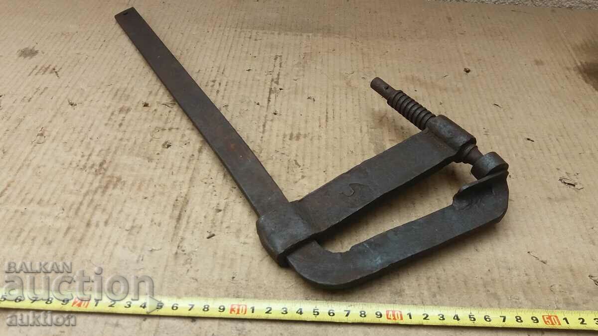 OLD MASSIVE SOC. STEEL BRACKET, TOOL - 7 OLD MASSIVE SOC. STEEL BRACKET, TOOL - 7