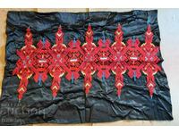 Κεντημένο κενό μαξιλαριού