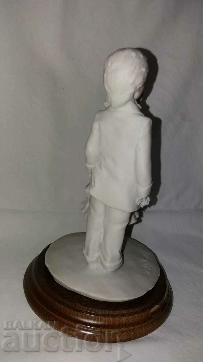 Εκλεκτής ποιότητας ειδώλιο σύνθεσης--Belcari--Ιταλία με τιμή 30.00 BGN | € 15.34 Εκλεκτής ποιότητας ειδώλιο σύνθεσης--Belcari--Ιταλία με τιμή 30.00 BGN | € 15.34