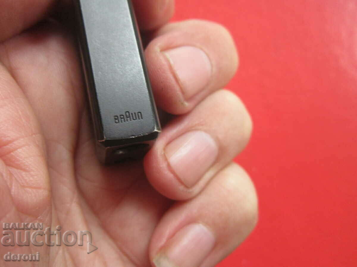 Amazing Braun lighter with price 60.00 BGN | € 30.68 Amazing Braun lighter with price 60.00 BGN | € 30.68