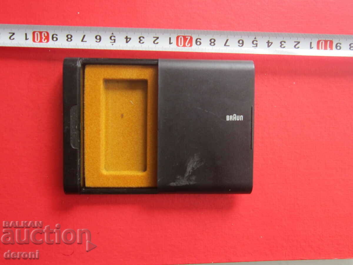 Auction Braun lighter case Auction Braun lighter case