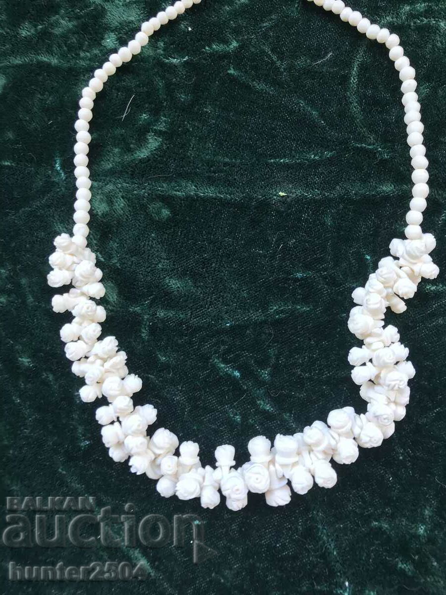 Κολιέ κοκάλινο χειροποίητο 50 εκ με τιμή 24.95 BGN | € 12.76