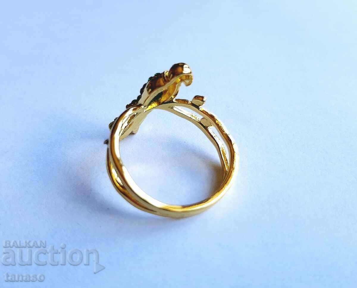 Auction Ring with zircons, bird Auction Ring with zircons, bird