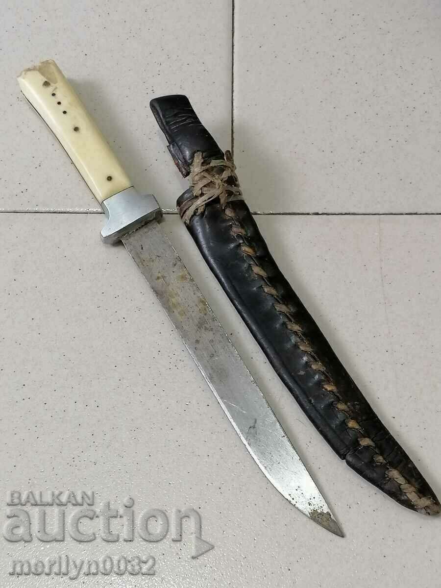 Old forged shepherd's knife with kanya, akulak, blade with price 96.00 BGN | € 49.08 Old forged shepherd's knife with kanya, akulak, blade with price 96.00 BGN | € 49.08