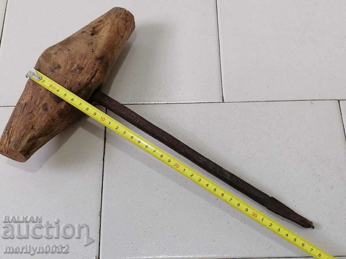 Delivery of Old woodcutter, chopper, drill, tool Delivery of Old woodcutter, chopper, drill, tool