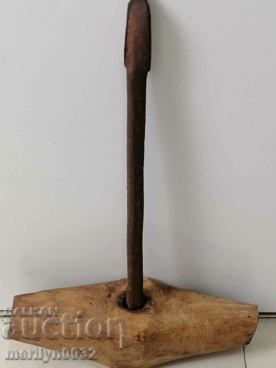 Old woodcutter, chopper, drill, tool - 7 Old woodcutter, chopper, drill, tool - 7