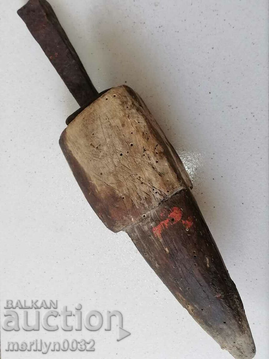 Μεταλλικά Anvil Clapp σίδερο μαλλιών με τιμή 51.00 BGN | € 26.08