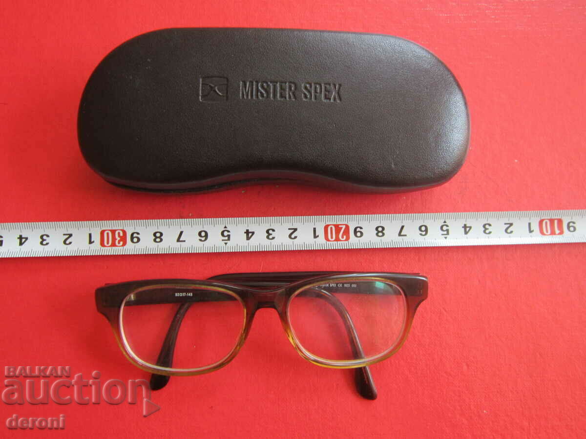 Καταπληκτικά γυαλιά Mister Spex