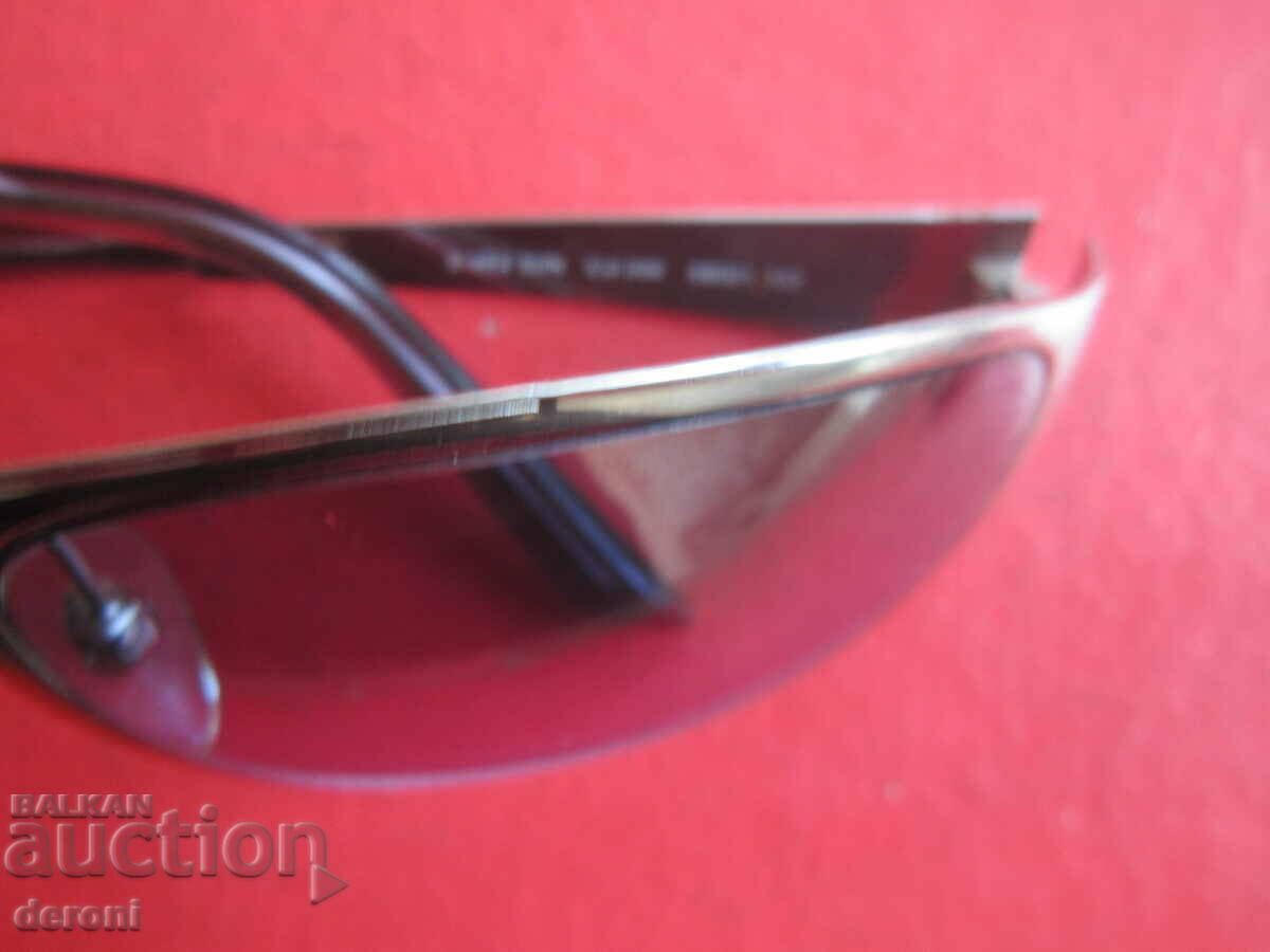 Auction  Sun sunglasses