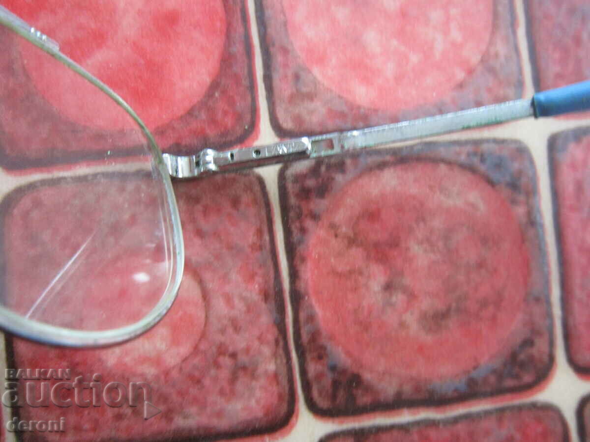 Delivery of Lamy glasses Delivery of Lamy glasses