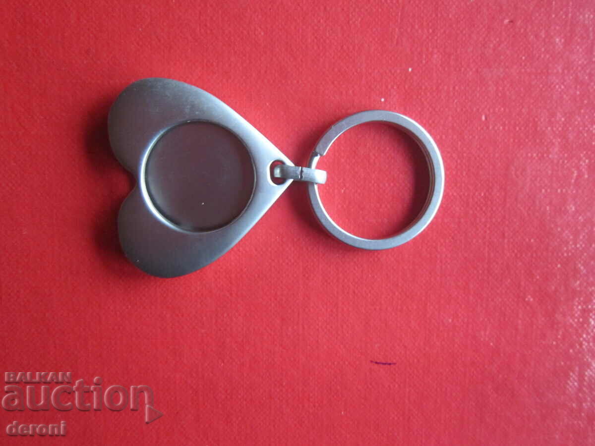 Δημοπρασία Υπέροχο μπρελόκ