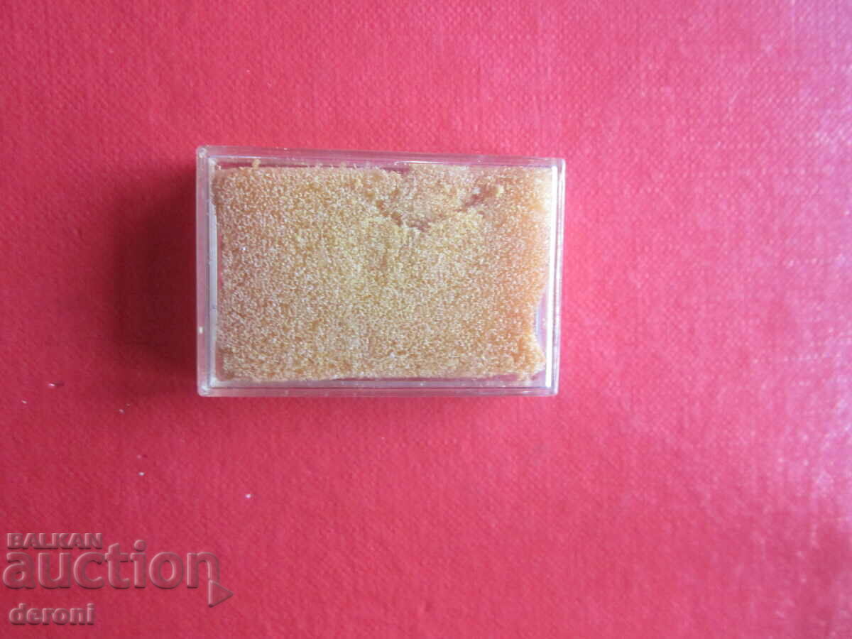 Turntable needle with price 10.00 BGN | € 5.11 Turntable needle with price 10.00 BGN | € 5.11