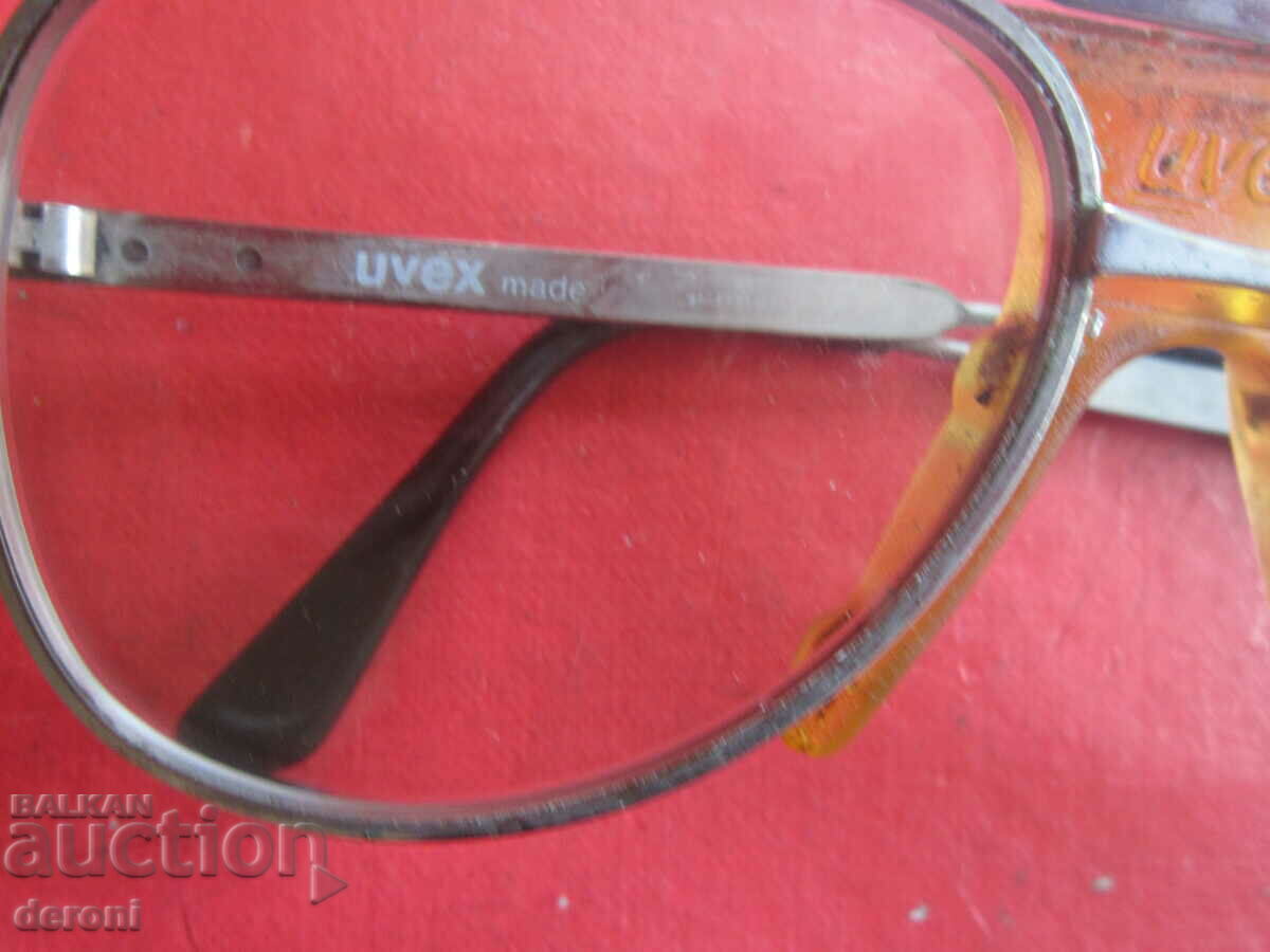 Licitație Ochelari Uvex Germania
