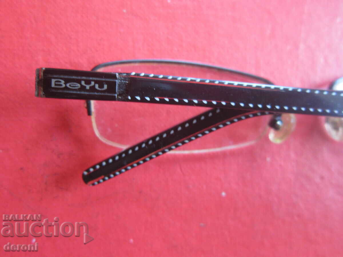 Licitație Grozavi ochelari germani