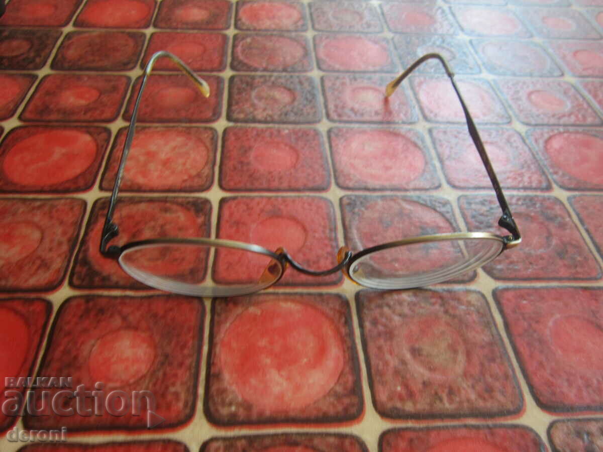 Delivery of Robert la Roche 43N glasses Delivery of Robert la Roche 43N glasses