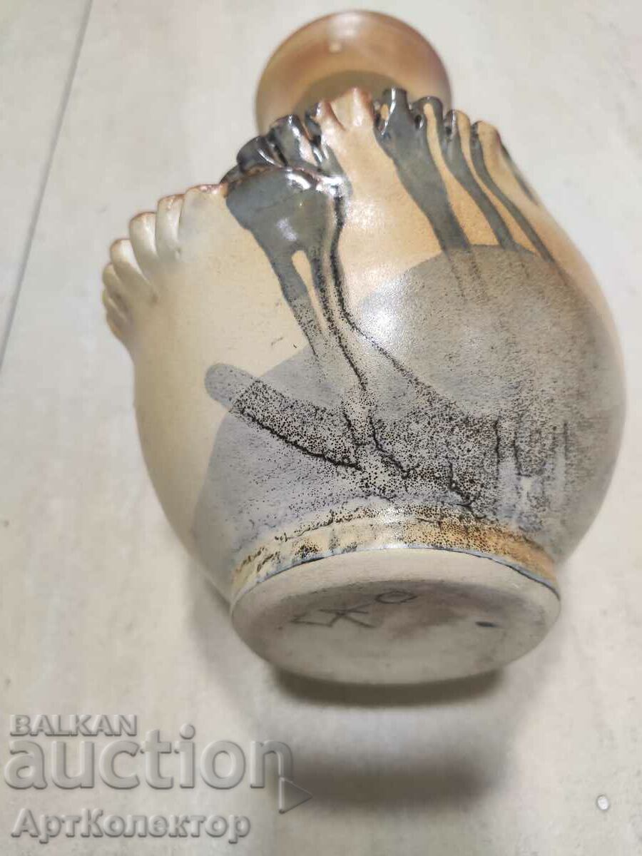 Доставка на Голяма керамична ваза авторска