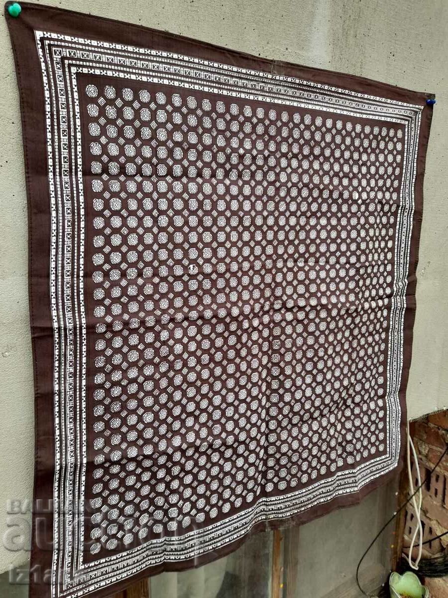 Δημοπρασία Παλιά μαντίλα Δημοπρασία Παλιά μαντίλα