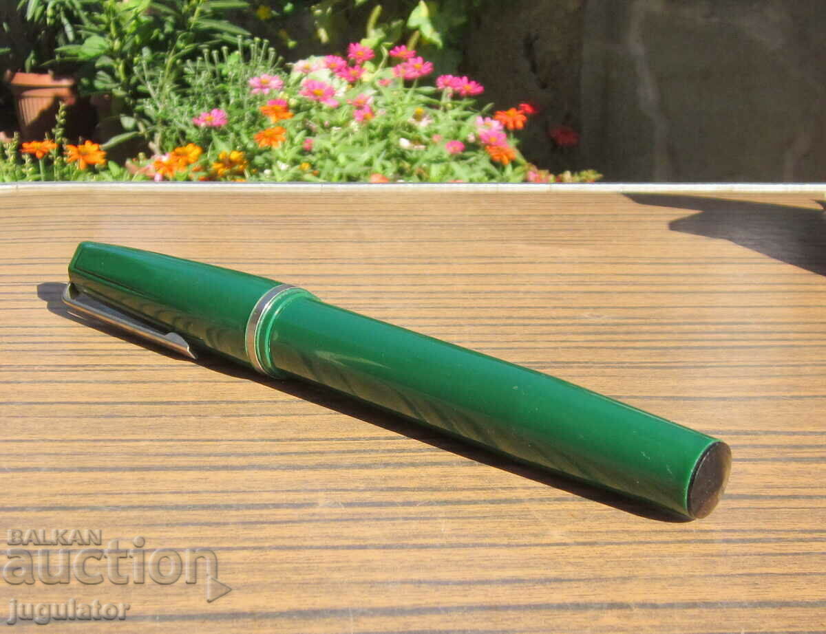Delivery of huge old ballpoint pen made in Italy 22.2 cm.