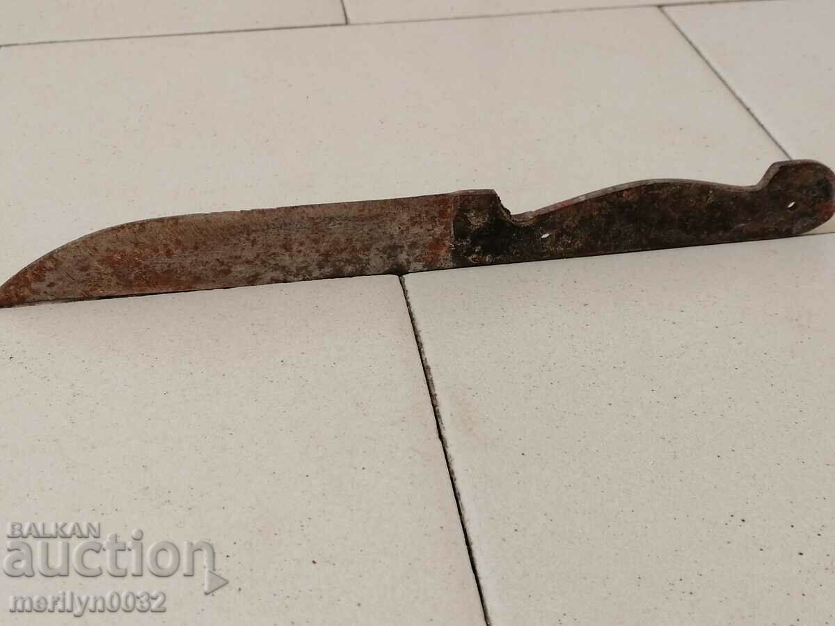Auction An old knife without a burnt blade, dagger, cortic, rust, Auction An old knife without a burnt blade, dagger, cortic, rust,