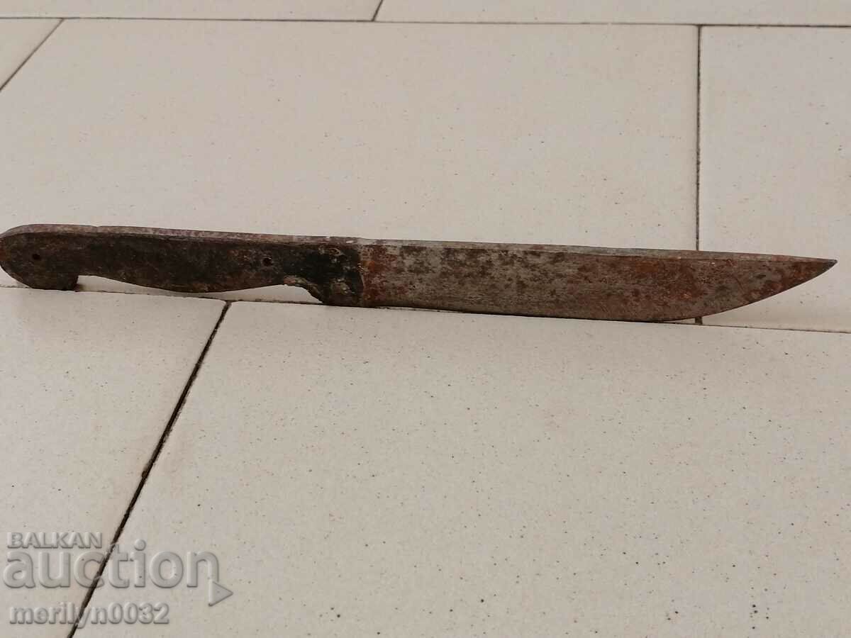 Delivery of An old knife without a burnt blade, dagger, cortic, rust, Delivery of An old knife without a burnt blade, dagger, cortic, rust,