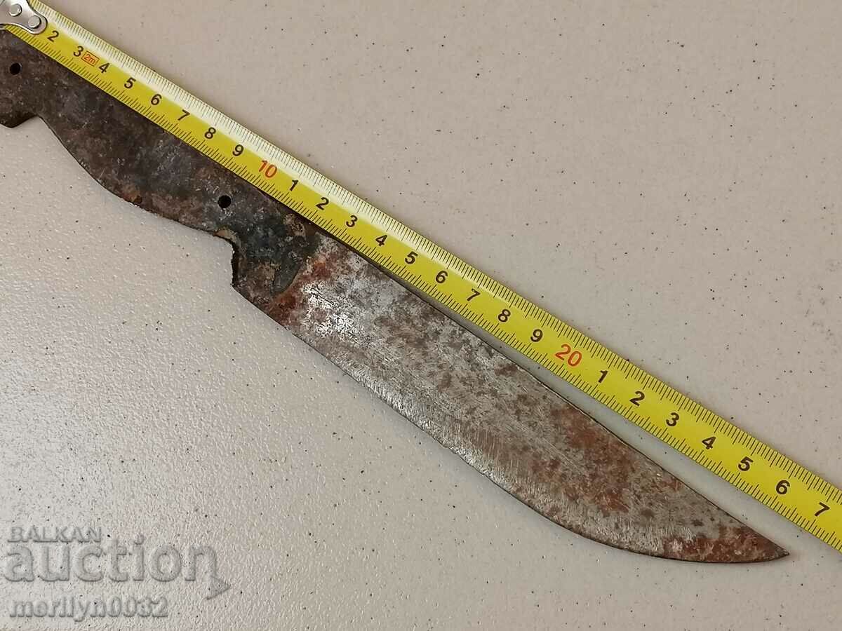 Un cuțit vechi fără lamă arsă, pumnal, cortică, rugină, - 6 Un cuțit vechi fără lamă arsă, pumnal, cortică, rugină, - 6
