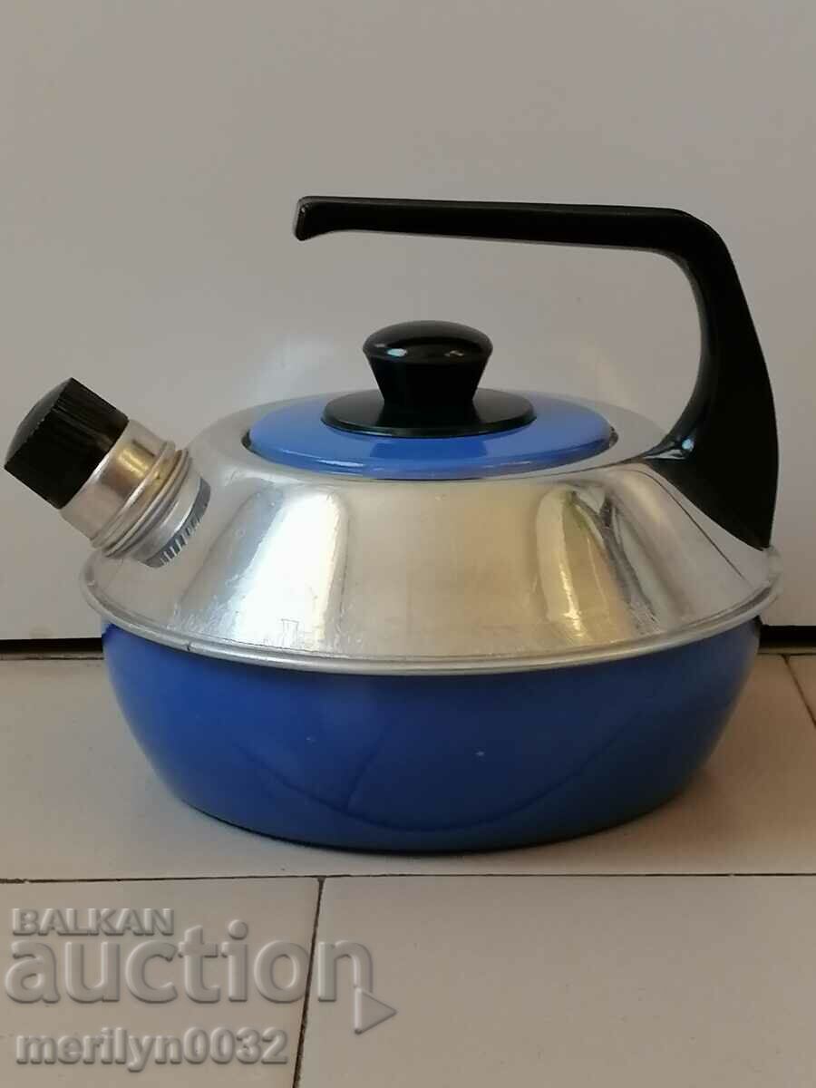 Old teapot, coffee pot, jug, GDR social period with price 54.00 BGN | € 27.61 Old teapot, coffee pot, jug, GDR social period with price 54.00 BGN | € 27.61