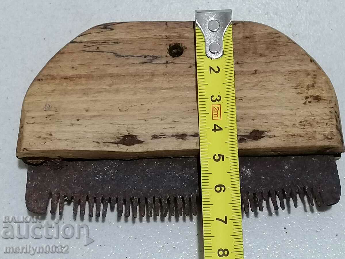 Old chest for horse, comb, chess, combs - 5