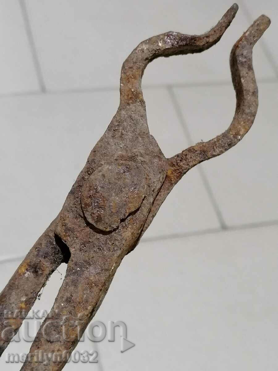 Παράδοση Σιδηρουργική λαβίδα σφυρήλατο εργαλείο