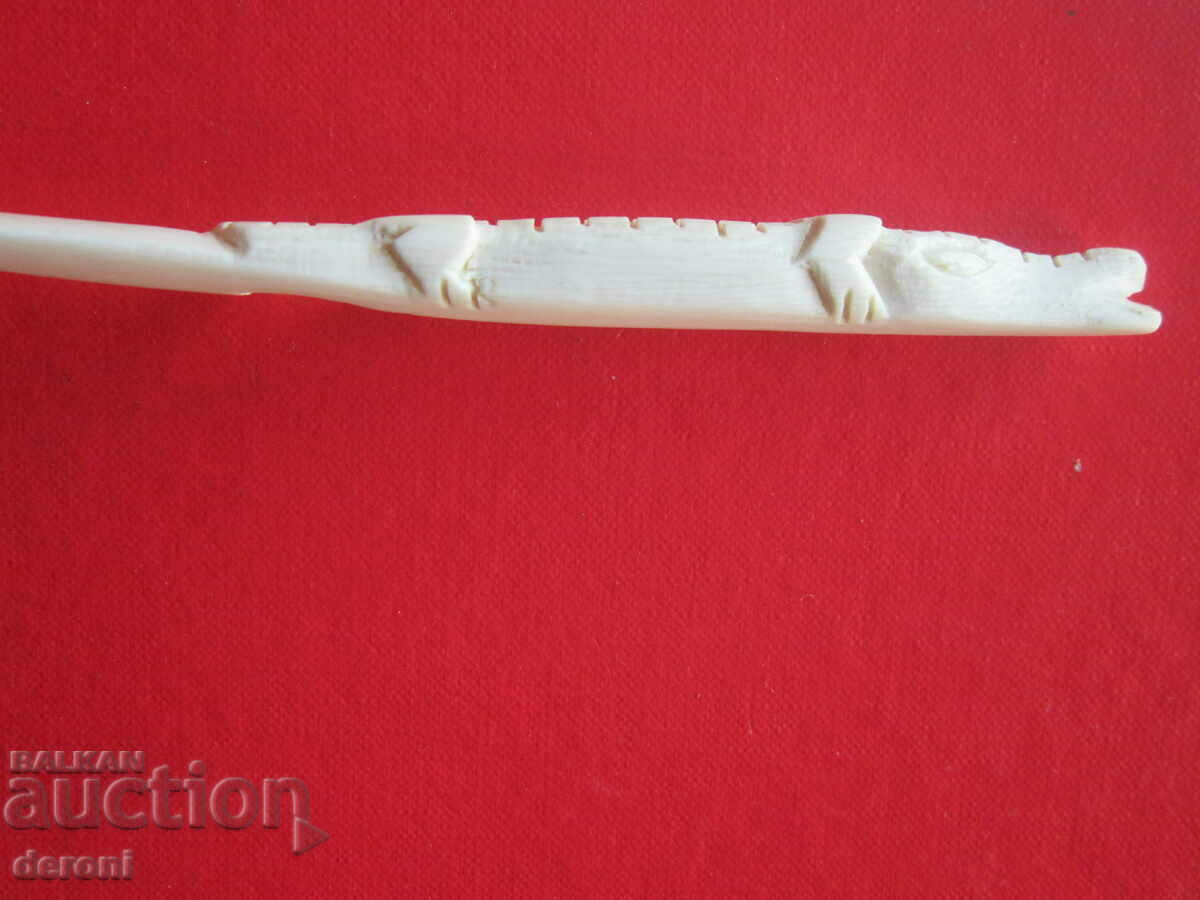 Delivery of Ivory letter knife Delivery of Ivory letter knife