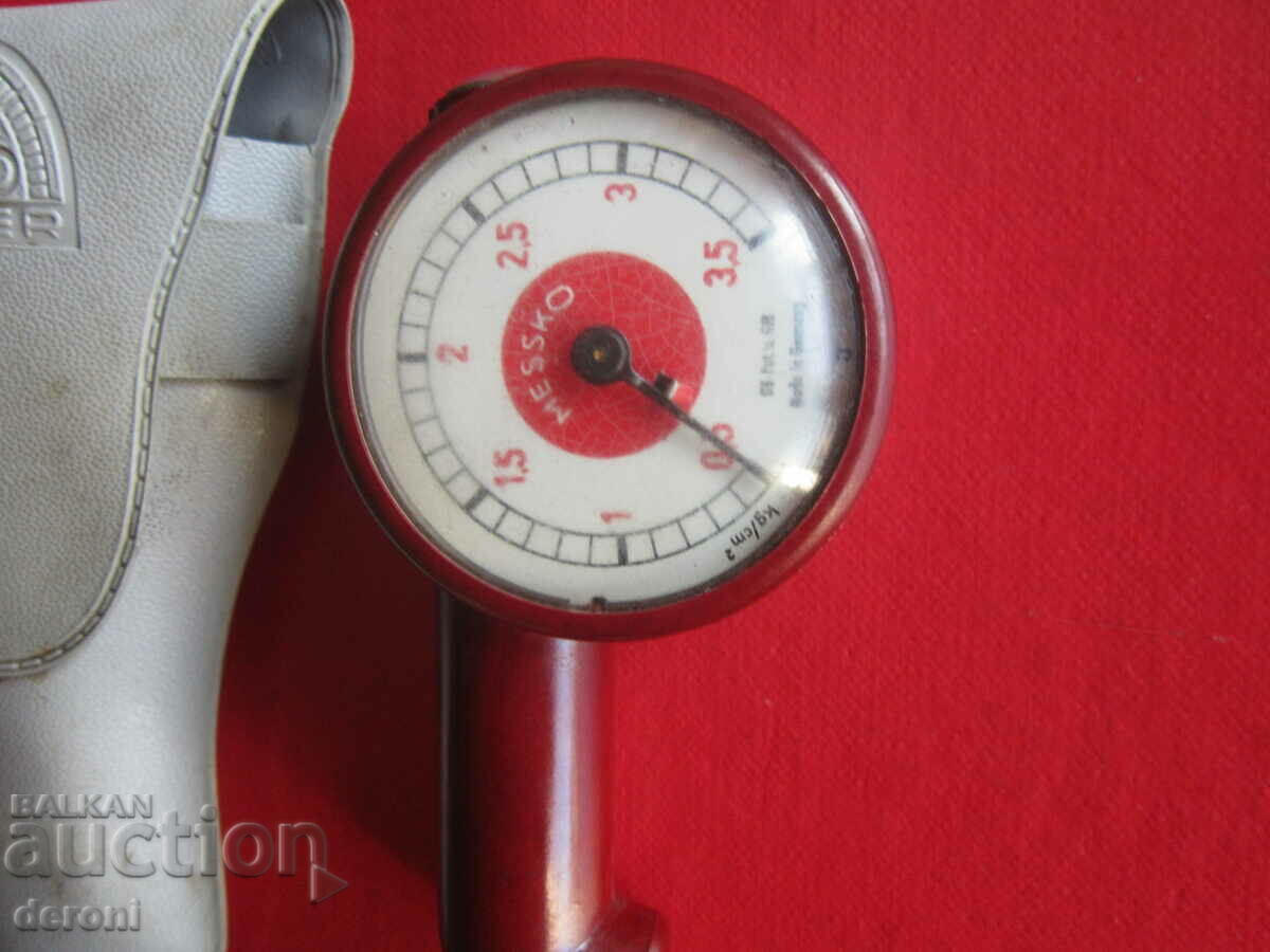 German Messko Porsche tire pressure gauge with price 95.00 BGN | € 48.57