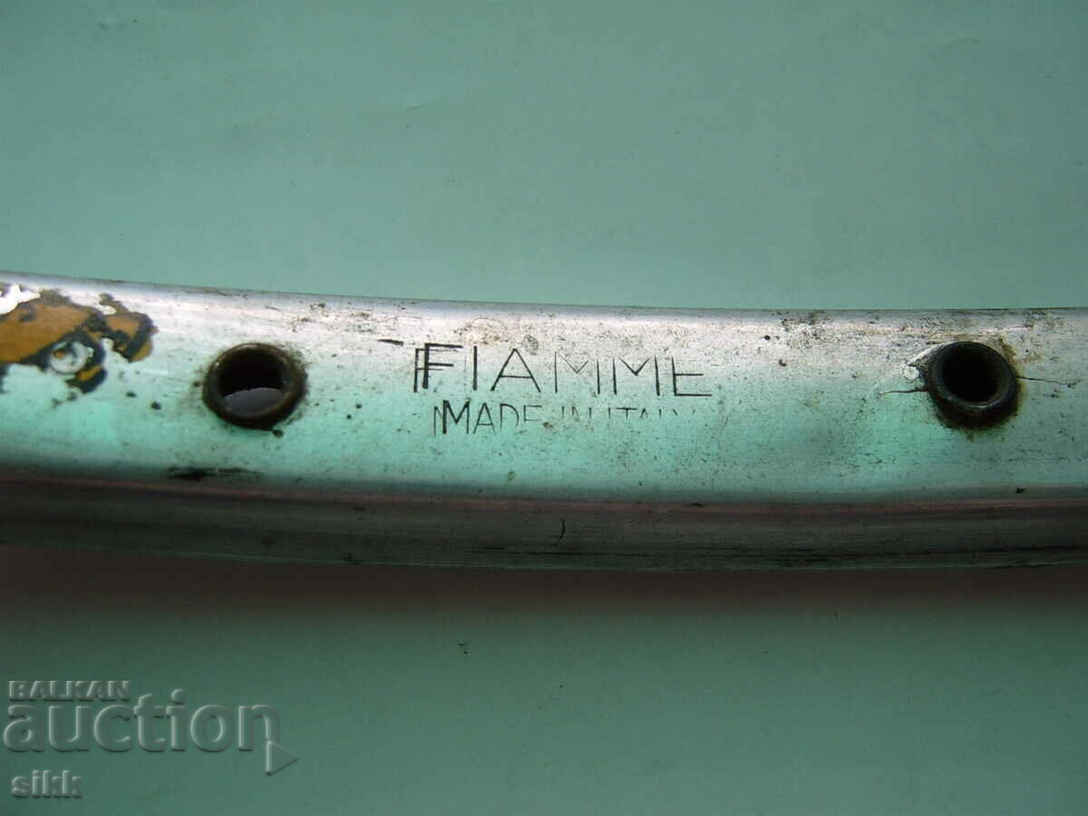 runner splint Italian with price 50.00 BGN | € 25.56