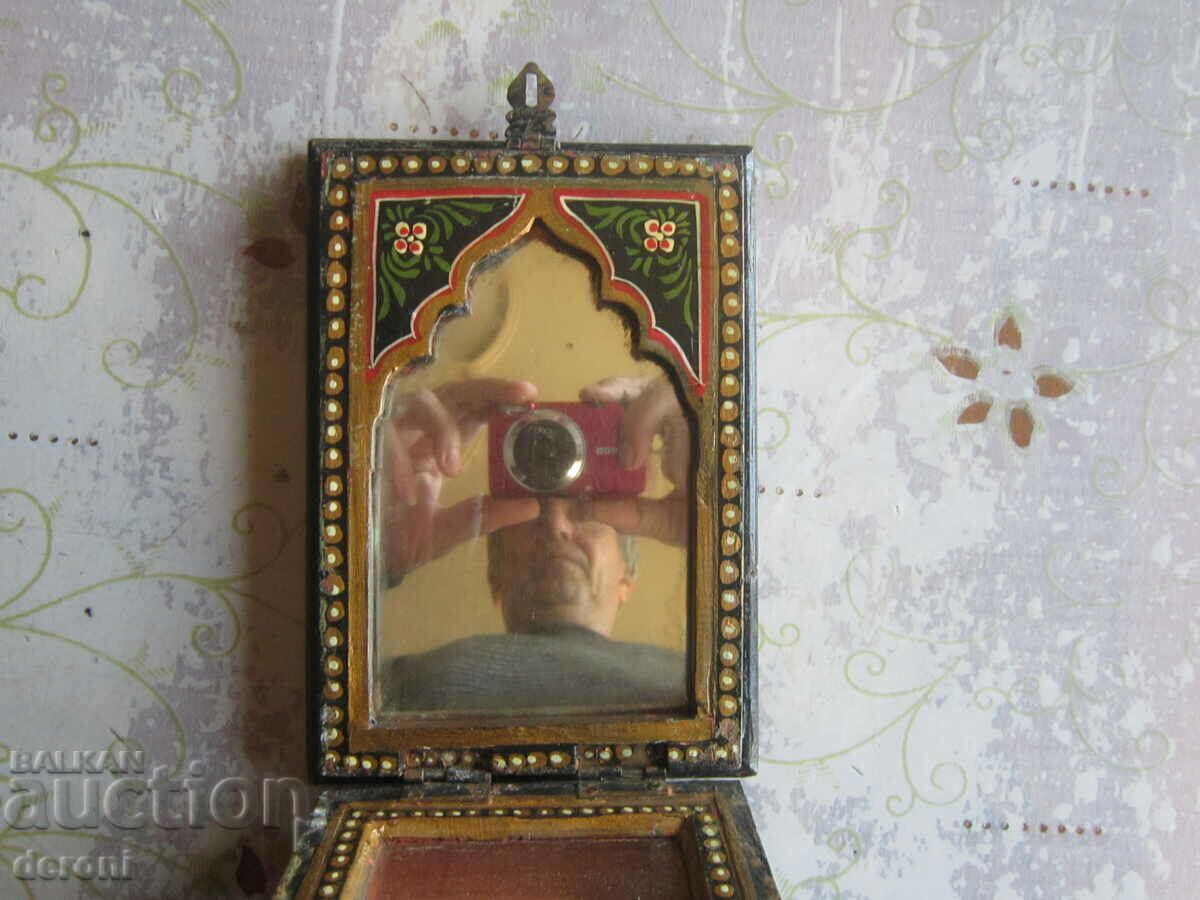 Antique casket jewelry box with mirror - 5 Antique casket jewelry box with mirror - 5