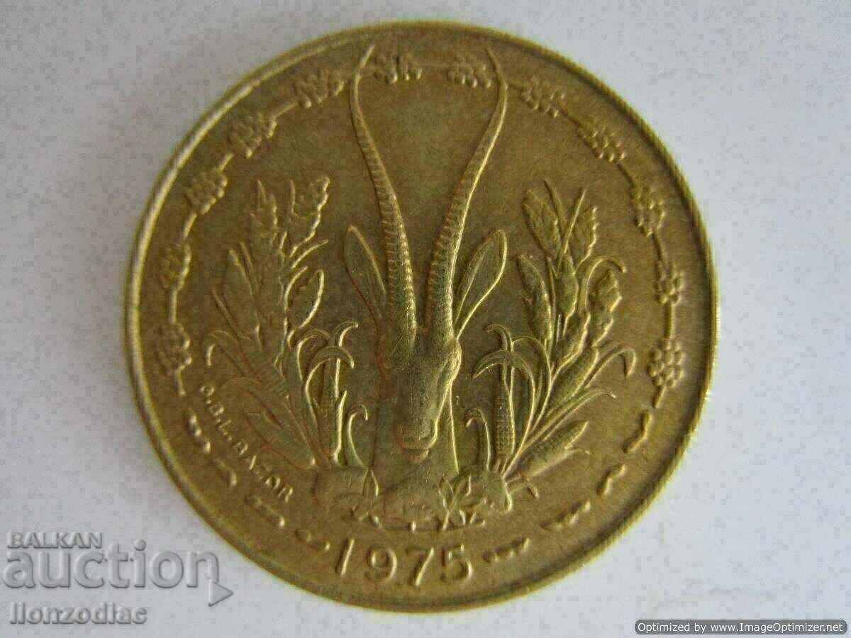 ❗❗❗ Africa de Vest franceză, 10 franci 1975❗❗❗ cu preț € 2.00 | 3.91 BGN ❗❗❗ Africa de Vest franceză, 10 franci 1975❗❗❗ cu preț € 2.00 | 3.91 BGN