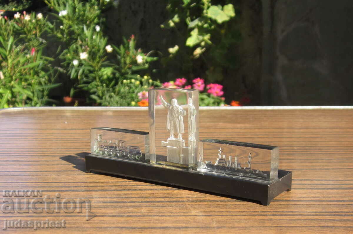 παλιά ρωσική σοβιετική φιγούρα πλαστική ατμομηχανή πλοίου Λένιν - 5 παλιά ρωσική σοβιετική φιγούρα πλαστική ατμομηχανή πλοίου Λένιν - 5