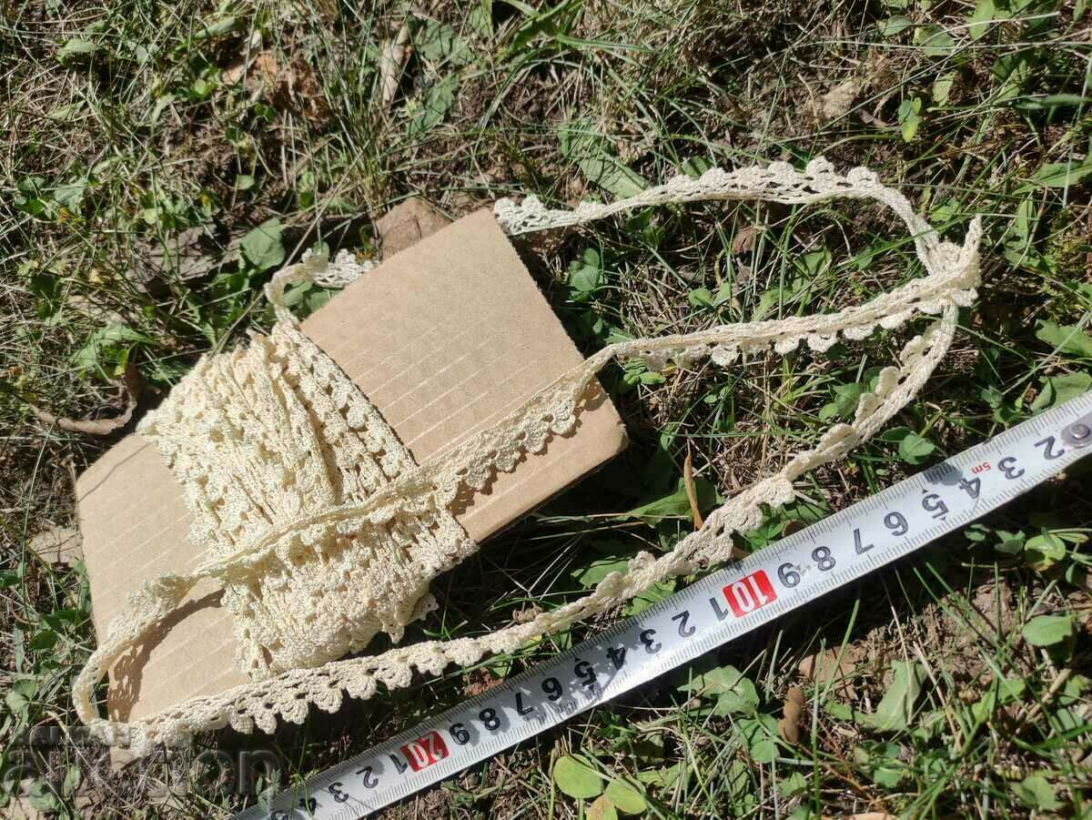 Auction Lace strip 7 meters for decoration, costumes... Auction Lace strip 7 meters for decoration, costumes...